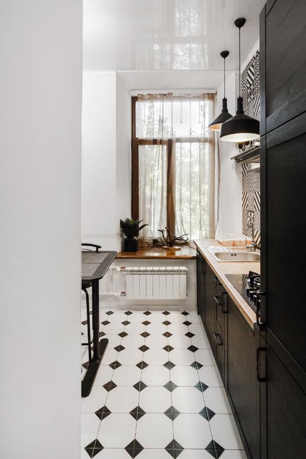 Katerynynska Street 3-Bedrooms Apartment Odesa Exterior photo